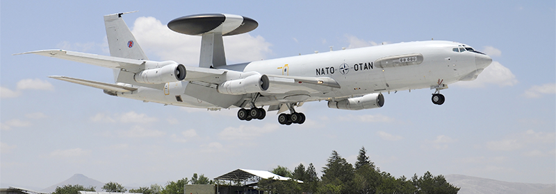 Indra participará en la modernización de los AWACS, los ojos de la OTAN en las misiones más complejas