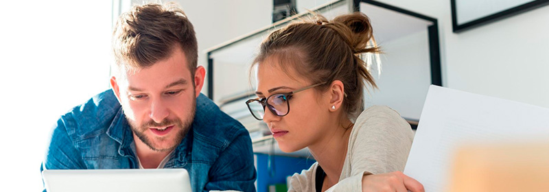 Indra y Minsait contribuyen a reducir la brecha digital de 160 personas en exclusión a través del voluntariado corporativo