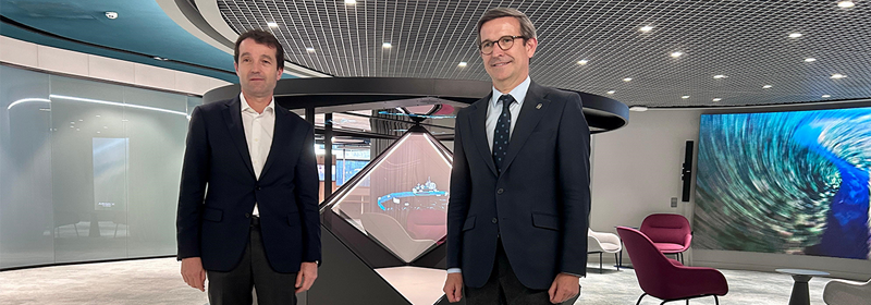 El presidente ejecutivo y el CEO de Indra Group se reúnen con el consejero de industria de la Junta de Andalucía para presentarle el plan de crecimiento en esa comunidad autónoma