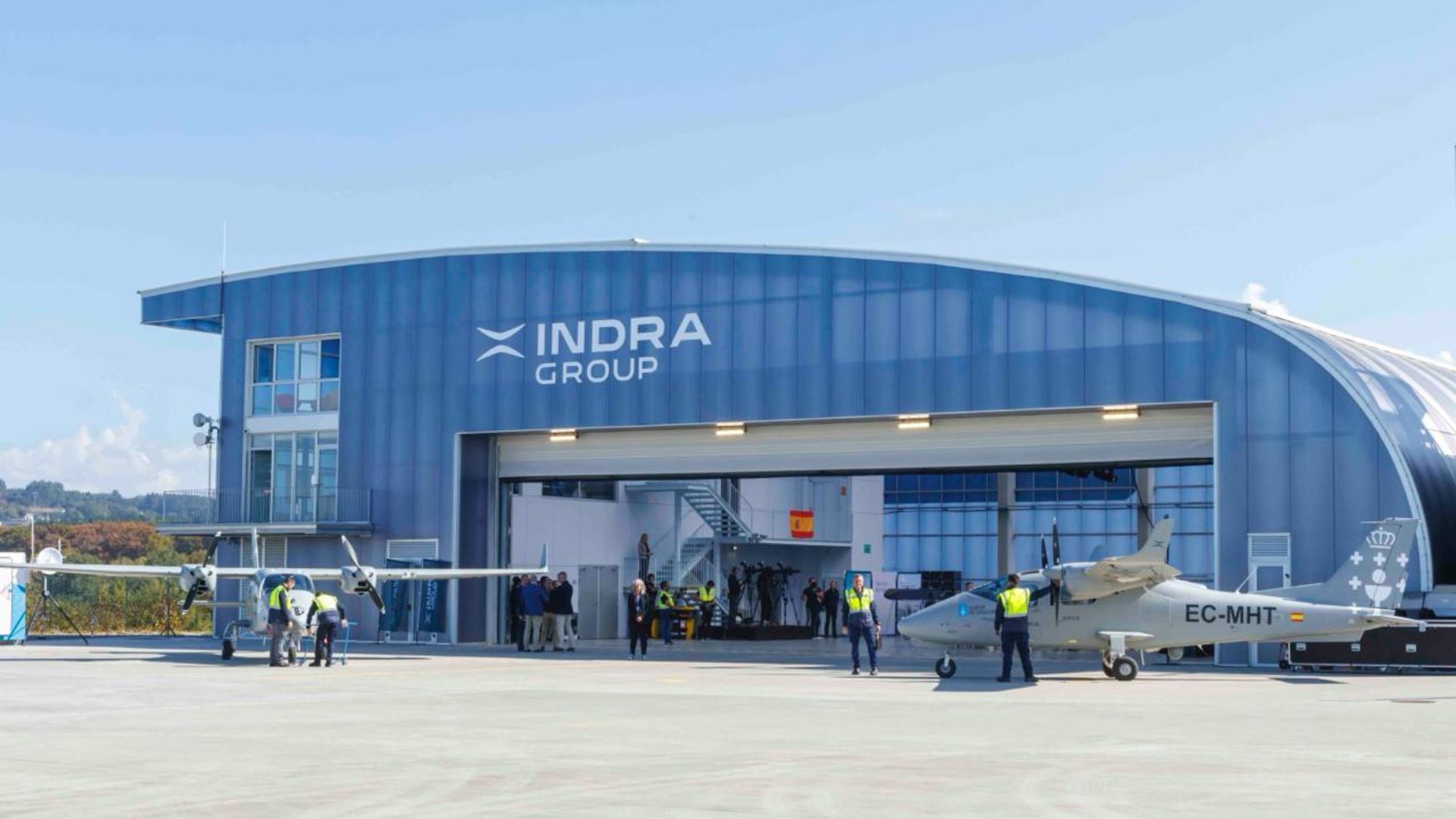 Indra Group demonstrates its new flight test capability to the Spanish Armed Forces, conducting one of Europe’s first tests with a combat cloud