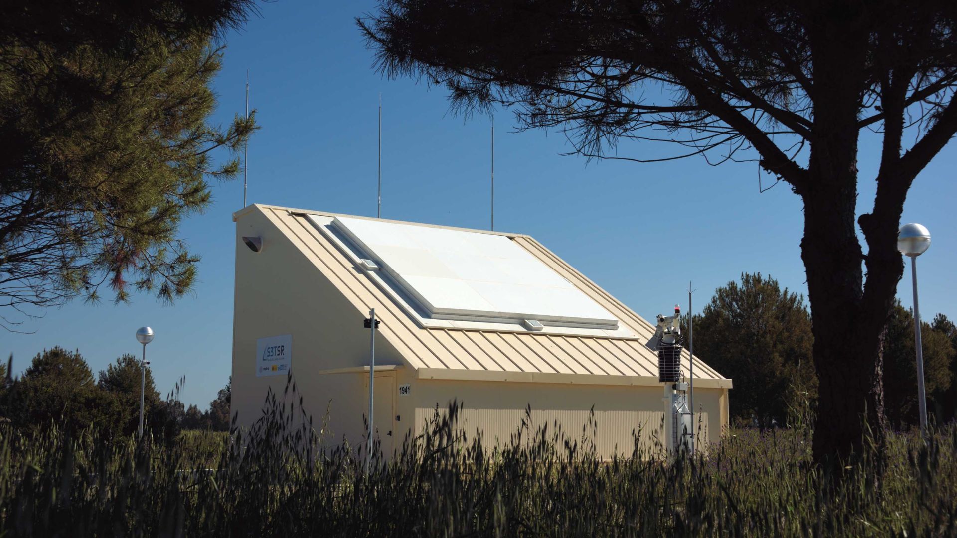 Indra Group firma con la Agencia Espacial Europea contratos para fortalecer la vigilancia y la seguridad en el espacio