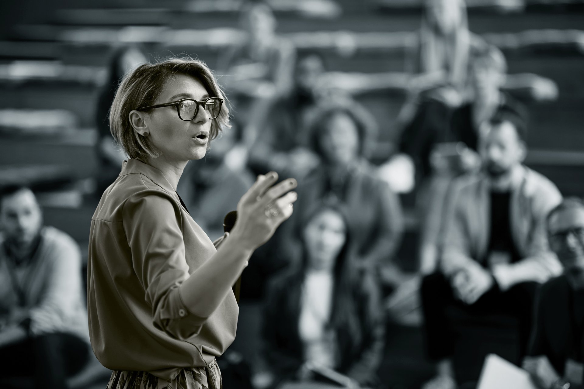 Estudo da Universidade de Coimbra, apoiado pela Indra Group, revela vulnerabilidades em modelos avançados de IA