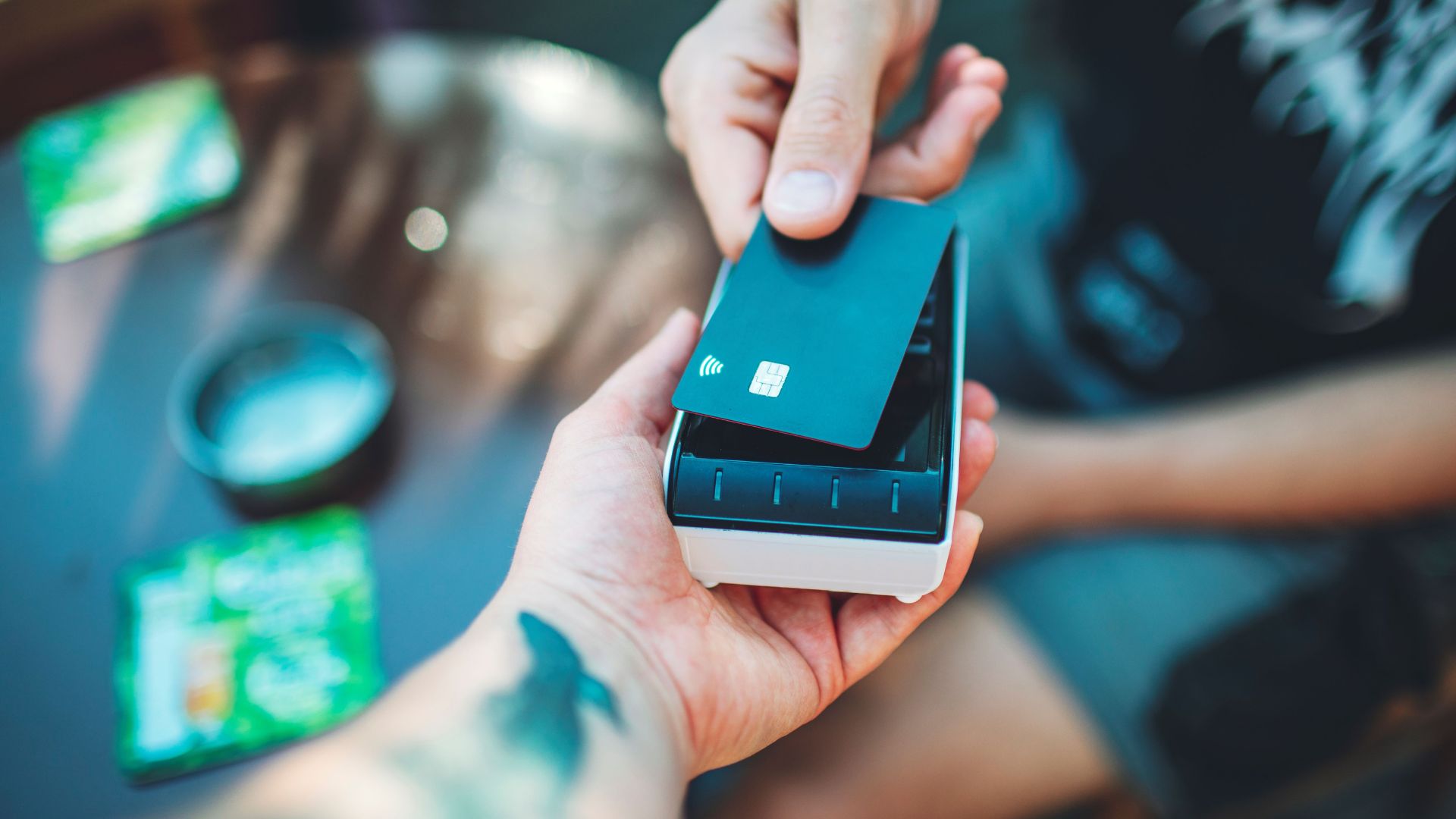 Unicaja y Minsait se alían para ofrecer a empresas y autónomos un servicio de búsqueda y gestión de ayudas públicas en "solucionaT"