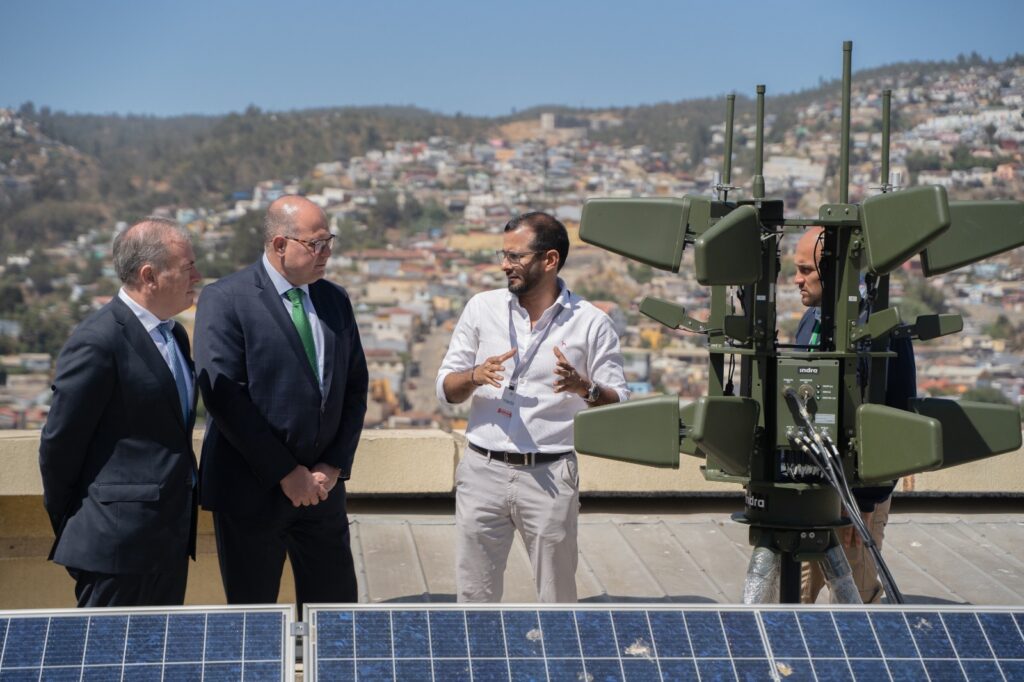 Indra desplegó su sistema antidrón CROW en el cambio de mando presidencial en Chile