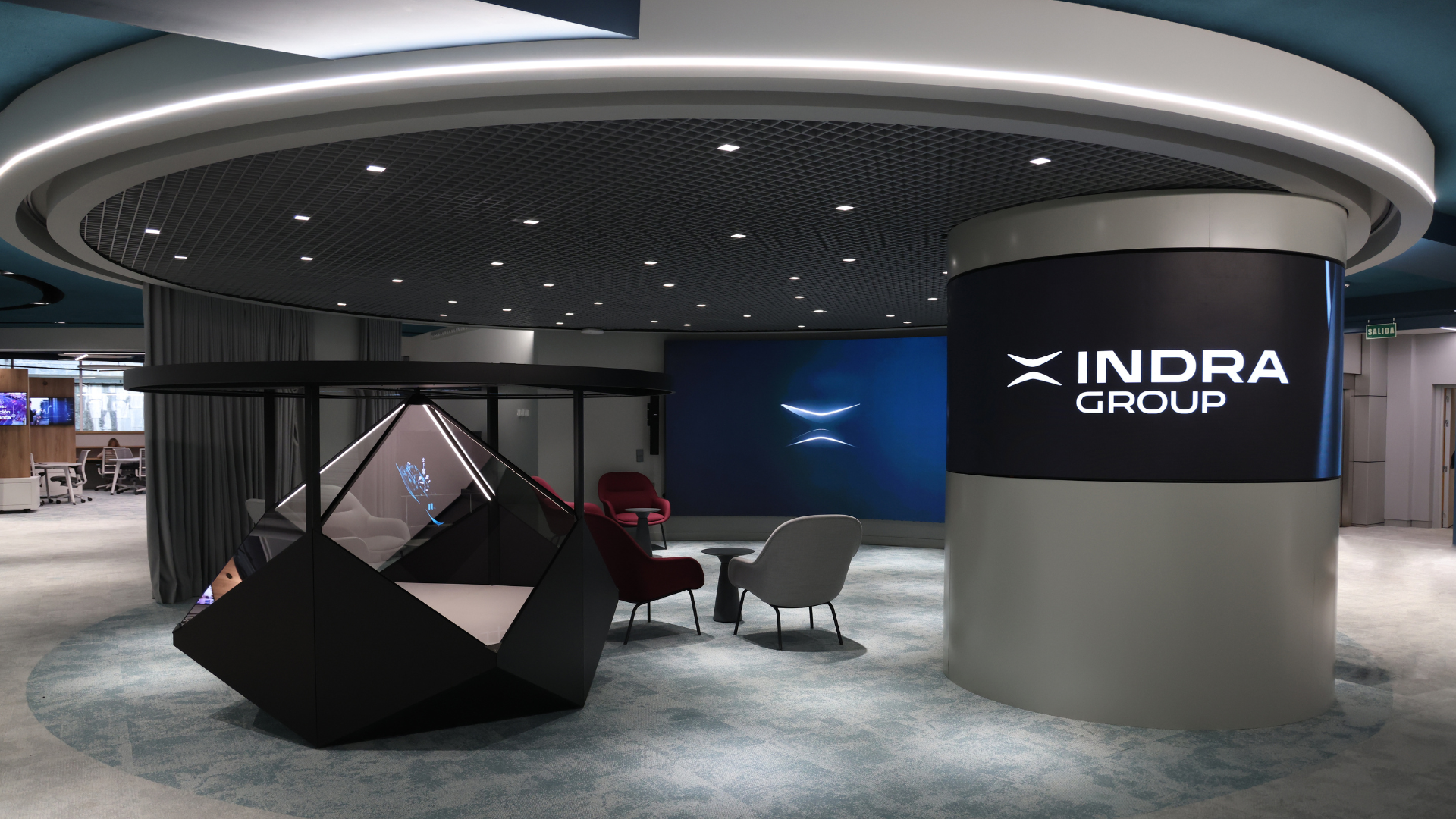 Ángel Simón, nombrado nuevo presidente no ejecutivo de Indra Group, y José Vicente de los Mozos continúa como consejero delegado y primer ejecutivo