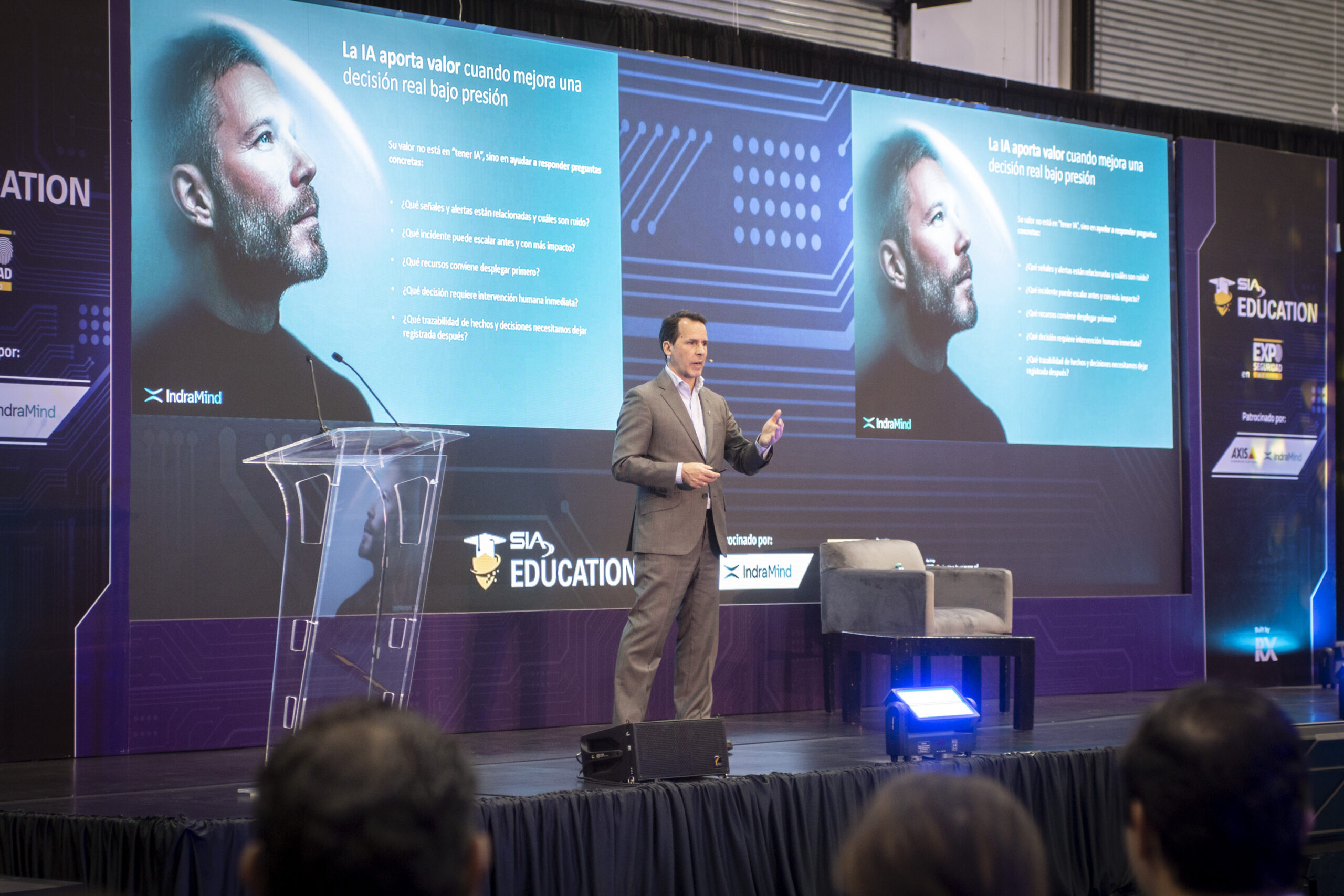 Indra Group presenta IndraMind en México, su propuesta de Inteligencia Artificial para la seguridad integral del país