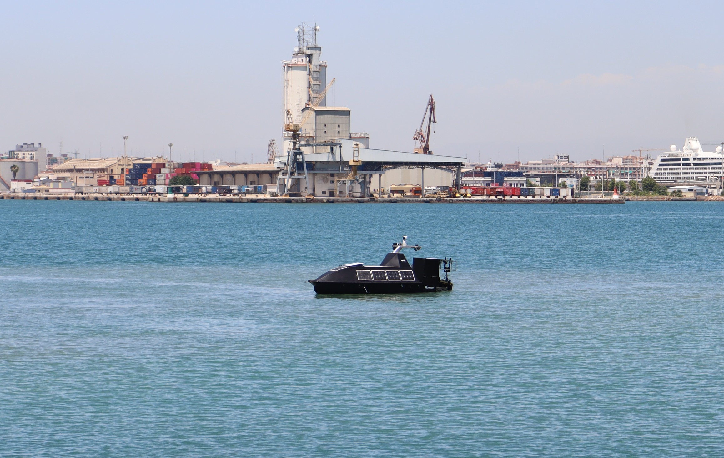 Indra Group integra IA, sensores acústicos y vehículos autónomos para hacer frente a las amenazas subacuáticas y transformar la seguridad en los puertos europeos